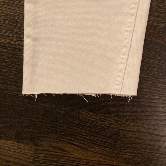 Men’s Rag and Bone white denim, size 28, slim leg - Picture 6 of 9